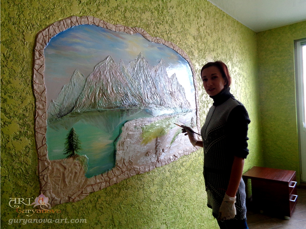 Фактурная роспись стены   квартиры художник Гурьянова Анастасия